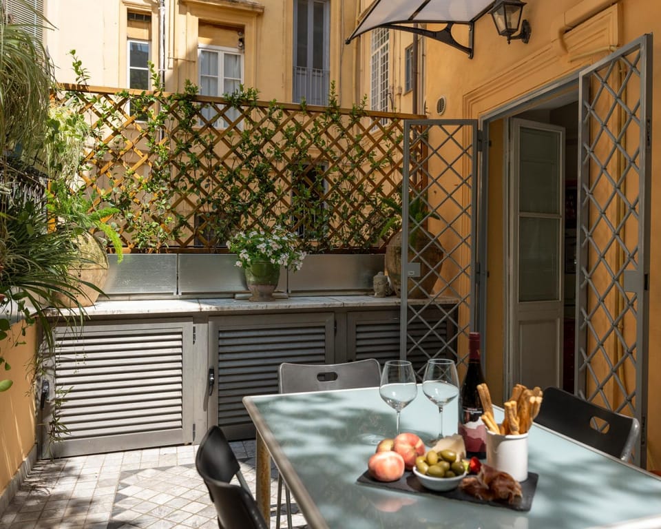 Balcony/Terrace, Balcony/Terrace, Dining area, Garden view