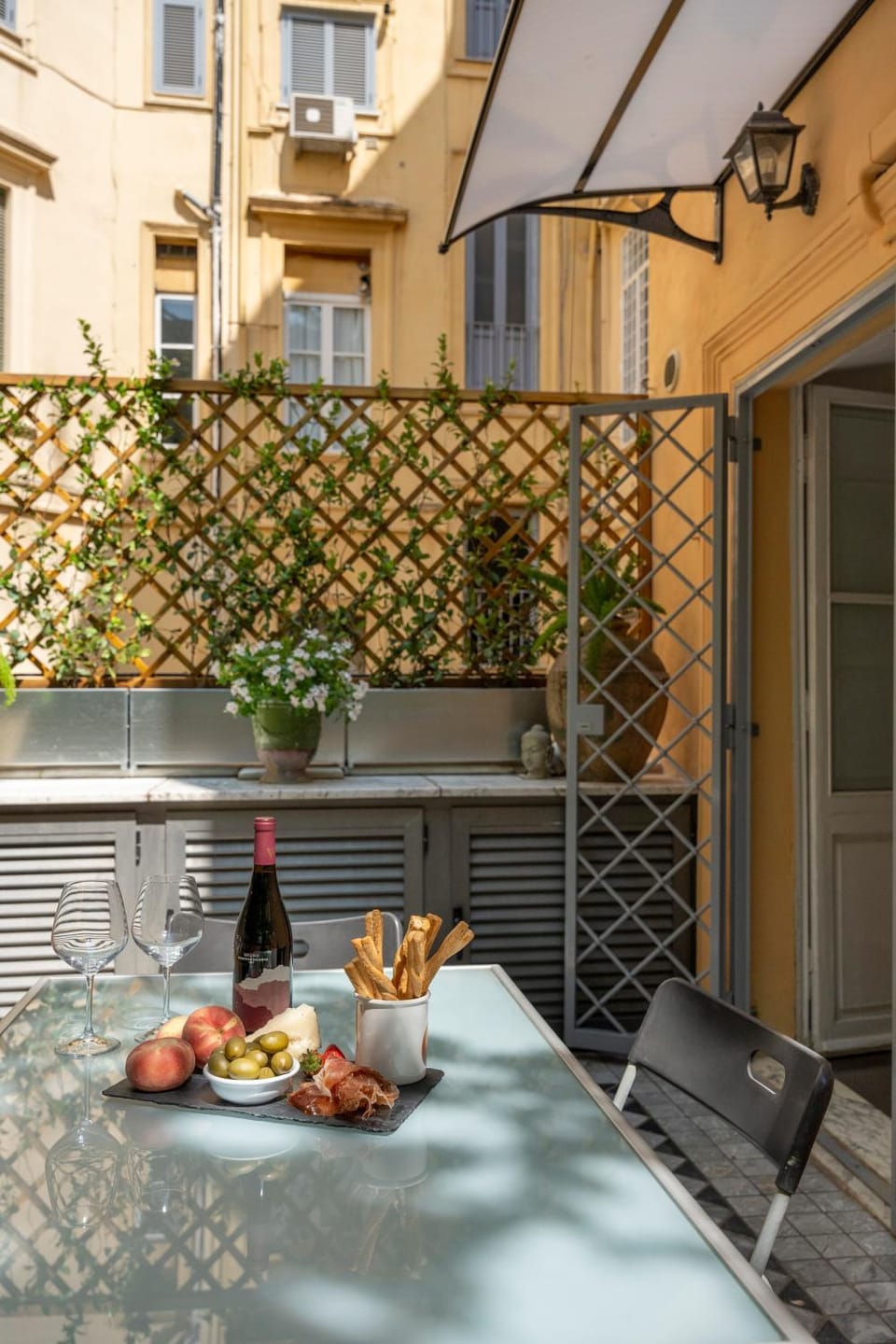 Balcony/Terrace, Balcony/Terrace, Dining area