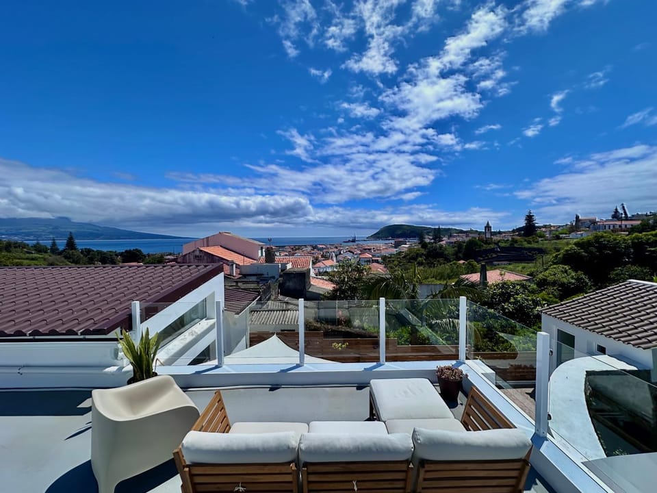 Patio, Natural landscape, Balcony/Terrace, Mountain view, Sea view