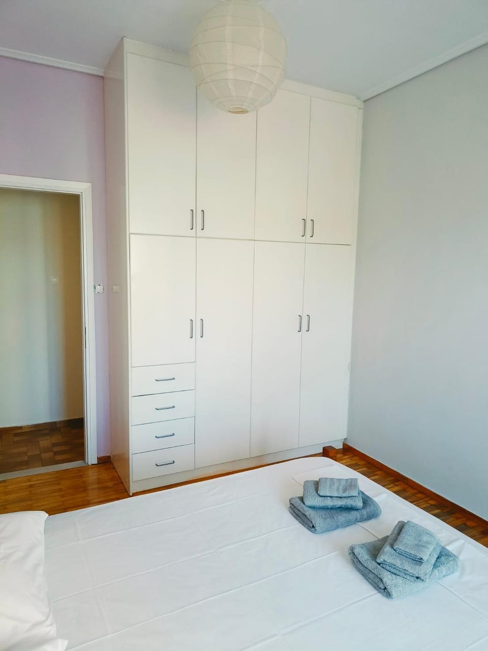 Bed, Bedroom, towels, wardrobe