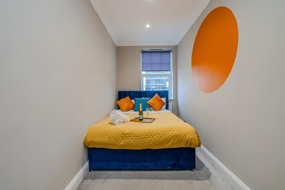 Beautiful 2 Bedroom Flat Next To Brighton Beach & North Lanes Apartment in Brighton