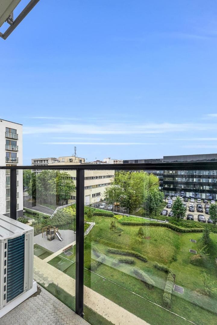 Property building, Spring, Day, View (from property/room), Balcony/Terrace