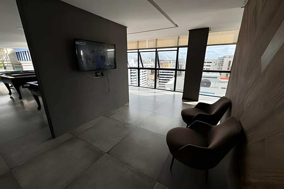 Darts, Game Room