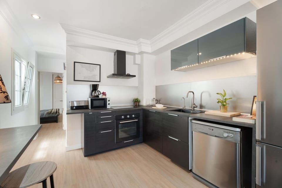 Kitchen or kitchenette, Living room