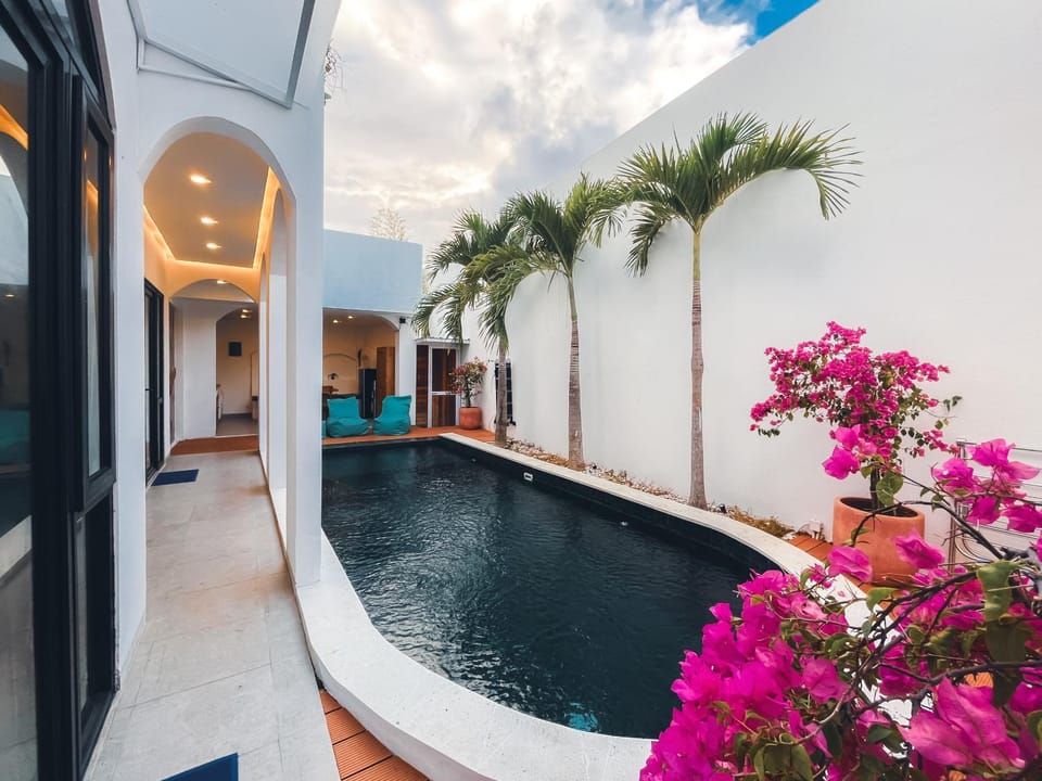 Day, Garden, Garden view, Pool view, Swimming pool, sunbed