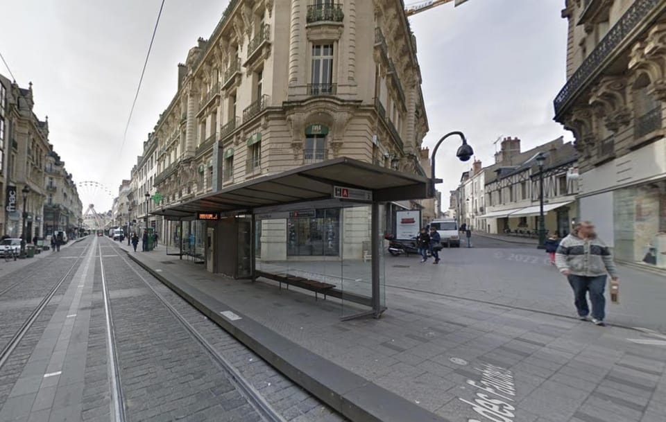 Studio 8 rue de la République Apartment in Orléans