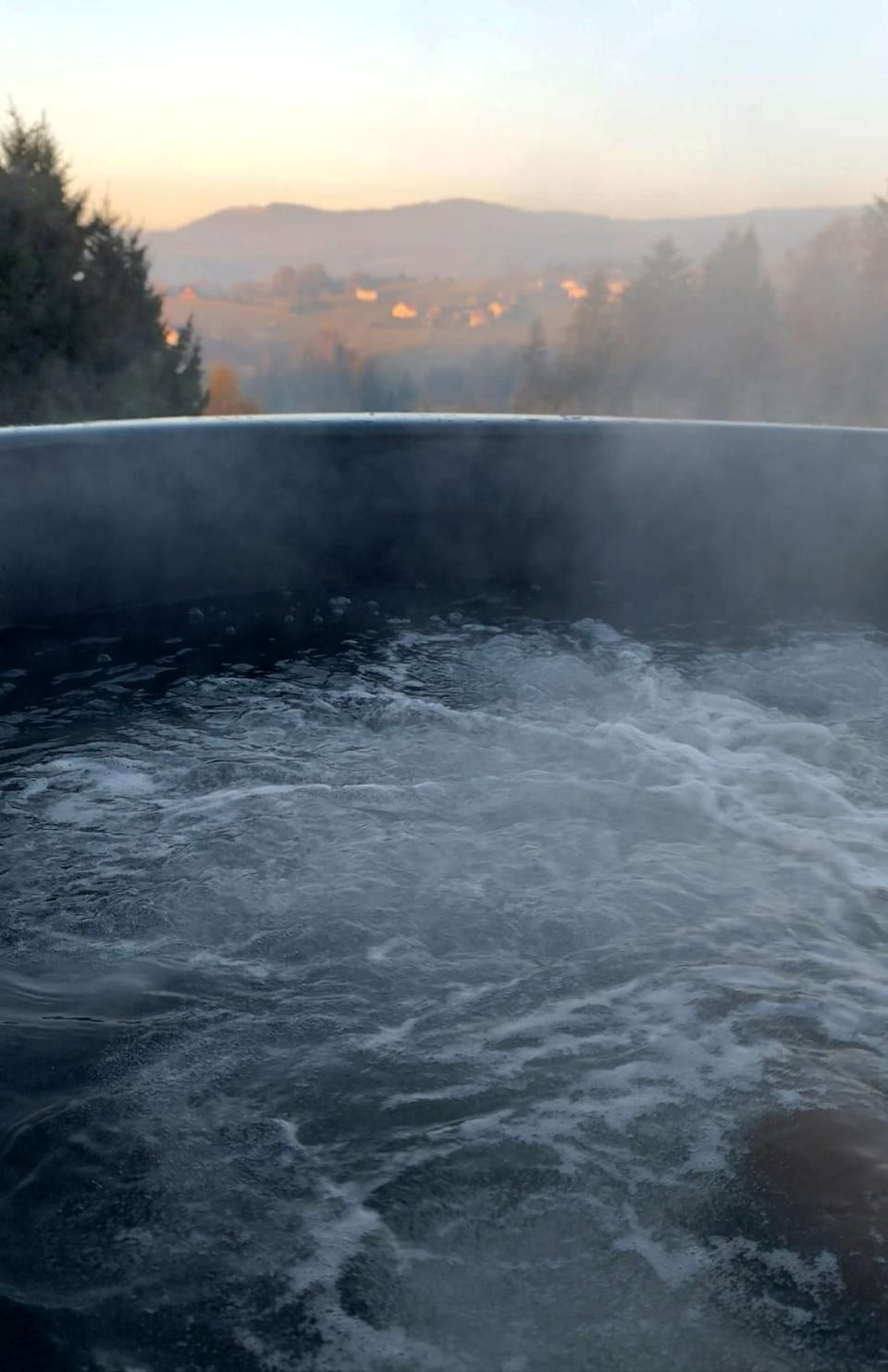 Hot Tub, Mountain view