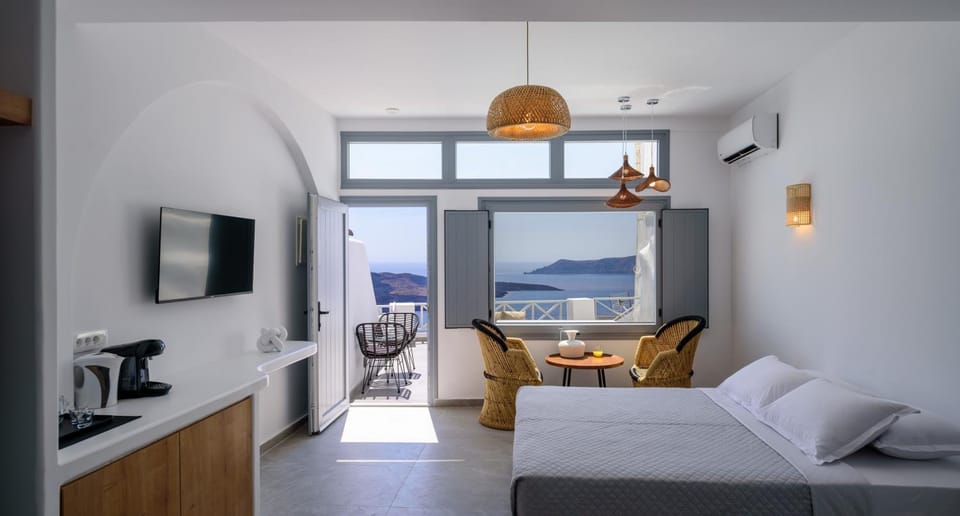 Elia Caldera Suites Bed and Breakfast in Thera