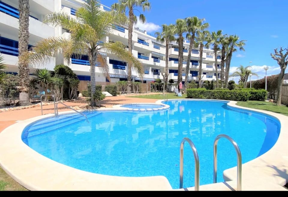 Pool view, Swimming pool
