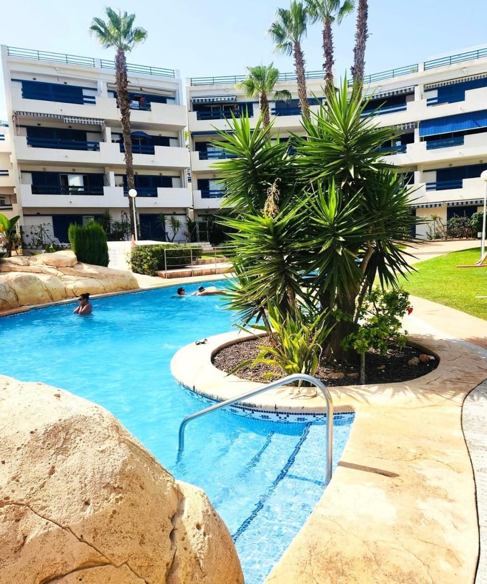 Property building, Swimming pool