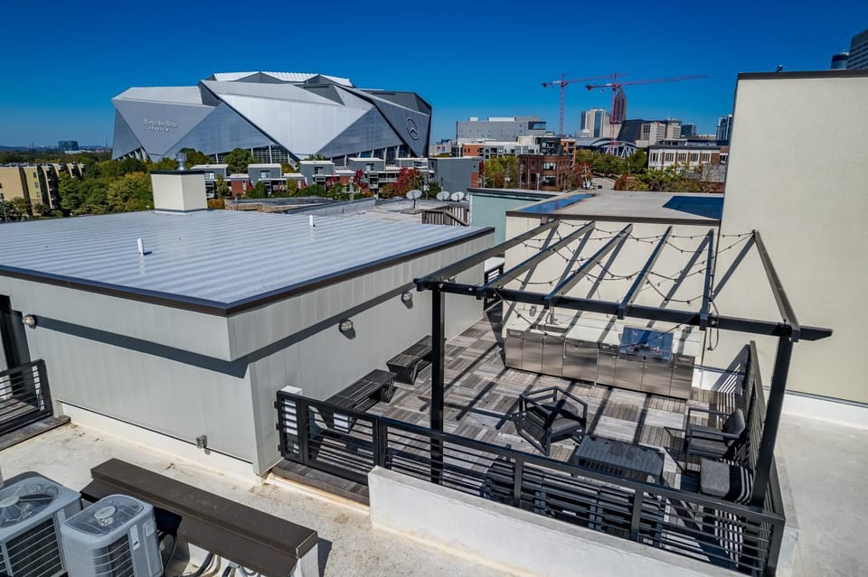 204- City loft w parking & BBQ Apartment in Atlanta