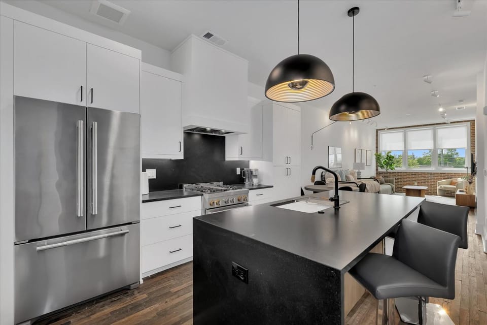 204- City loft w parking & BBQ Apartment in Atlanta