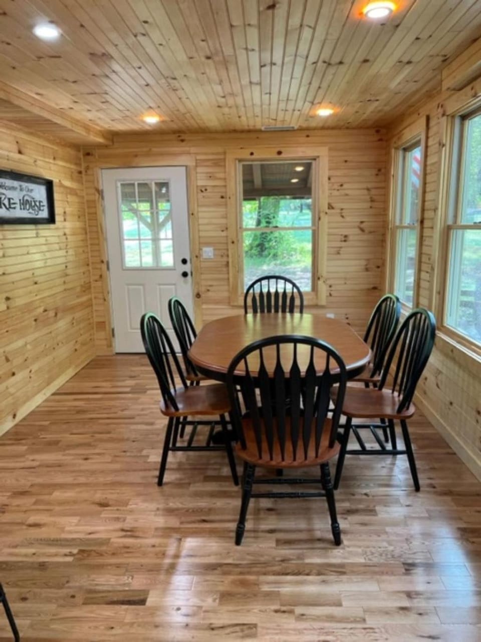 Perfect Maine Getaway in a Newly Renovated Cabin! Cabin in Belgrade