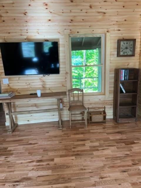Perfect Maine Getaway in a Newly Renovated Cabin! Cabin in Belgrade