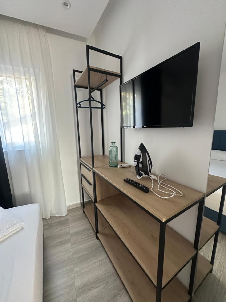 IO's Apartments Hotel in Sarandë