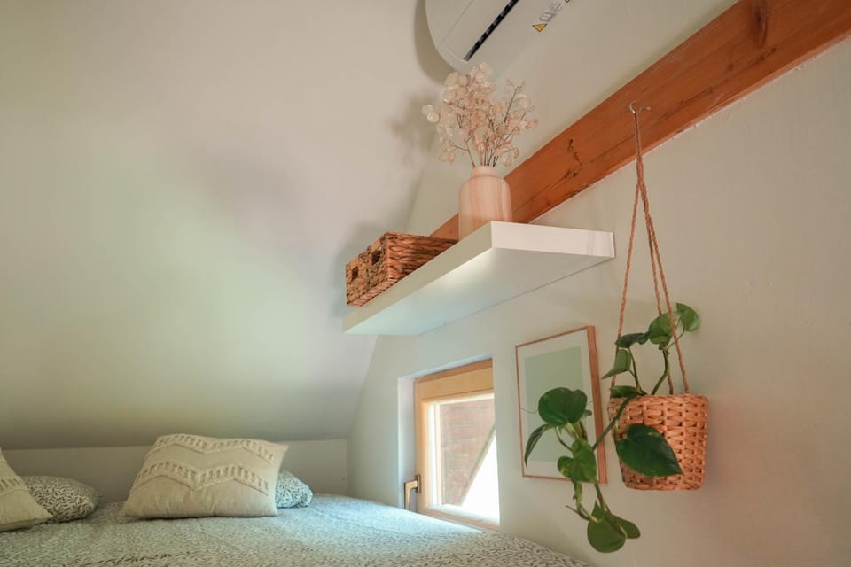 Bedroom, children