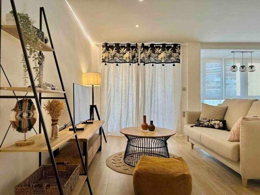 Pepe’s Suite - Torremolinos Centro - Parking Apartment in Torremolinos