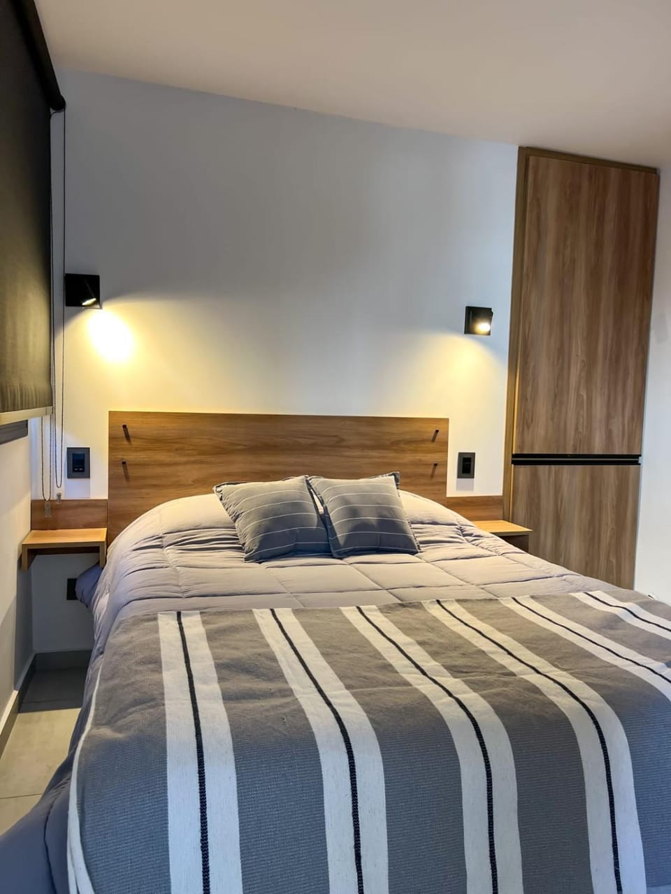 Bed, Photo of the whole room, Bedroom, wardrobe