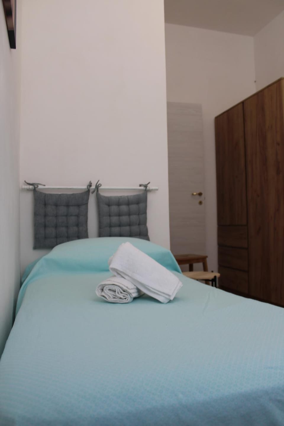 Bed, Photo of the whole room, Bedroom, towels, wardrobe