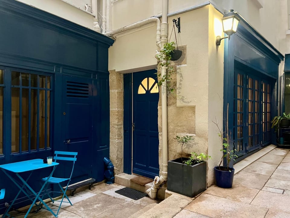 Patio, Day