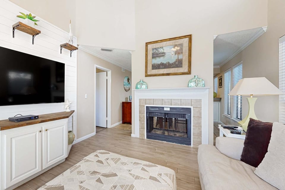 TOPS'L Tennis Village 06 Apartment in Miramar Beach