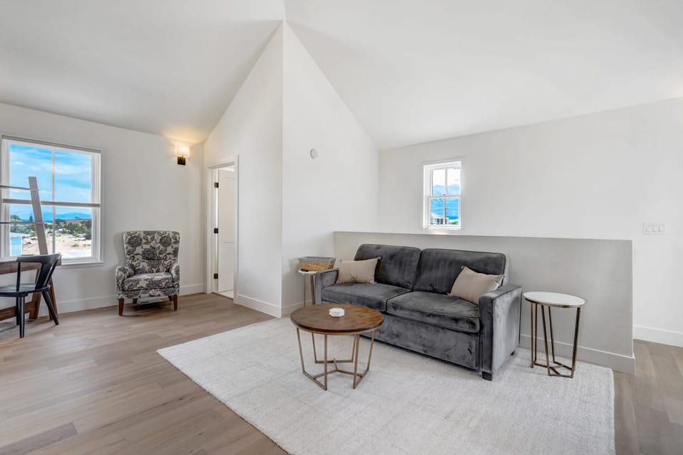 Whitewater Peak - Cozy Retreat with Scenic Views House in Buena Vista