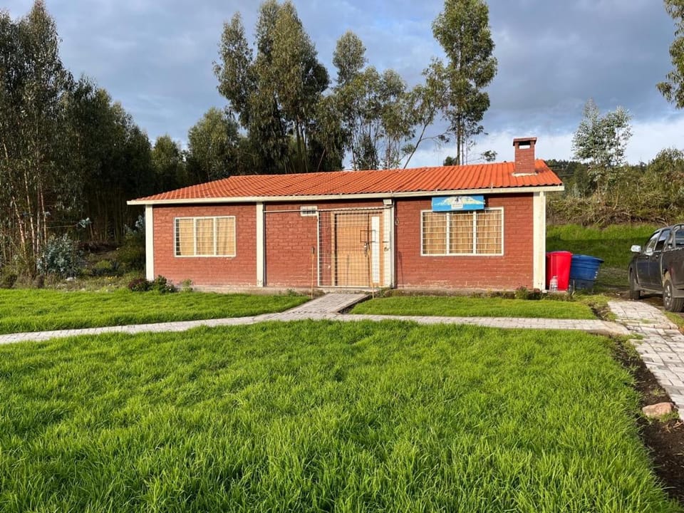 Quinta Los Ángeles House in Ecuador