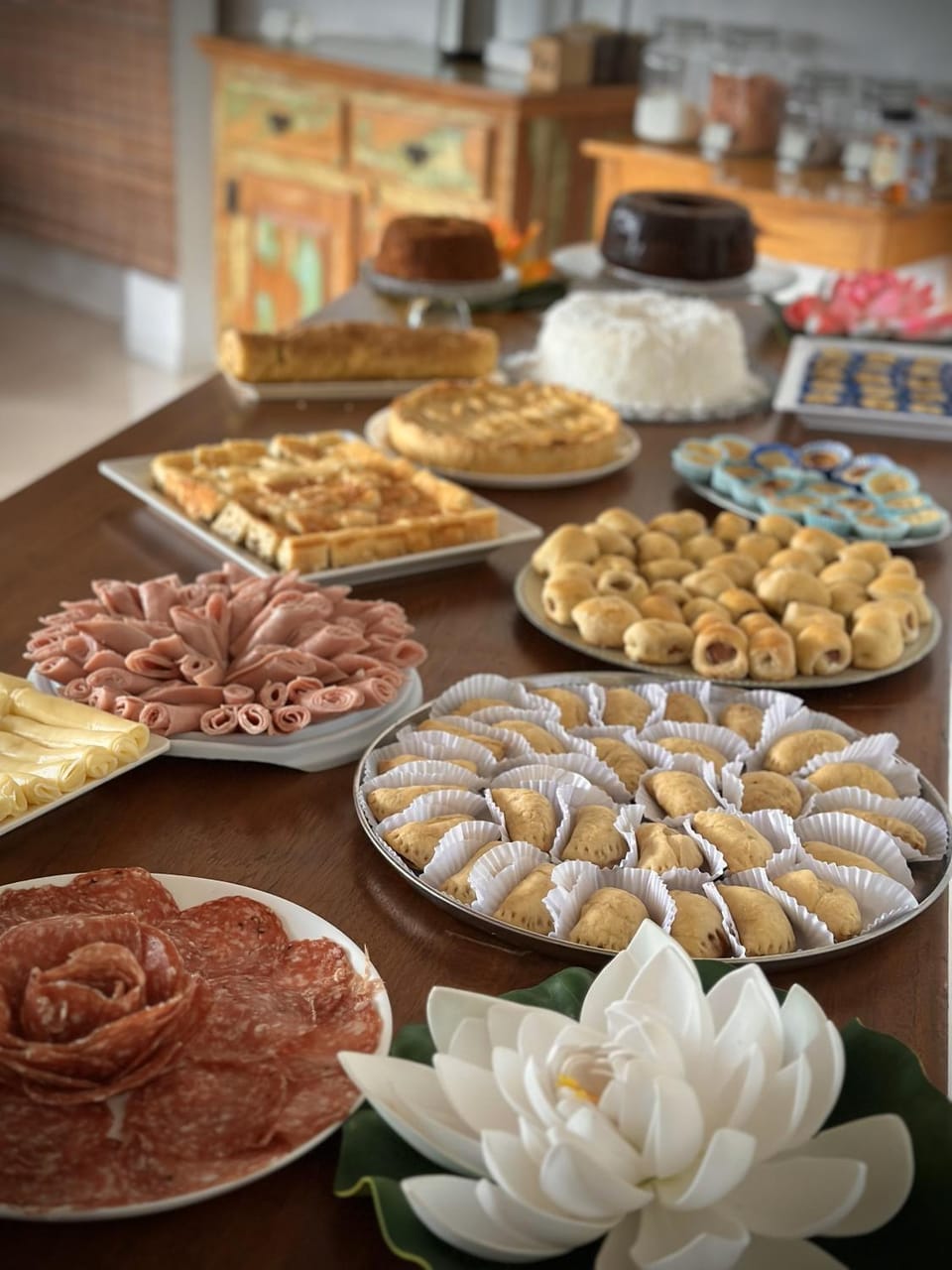 Breakfast, Buffet breakfast