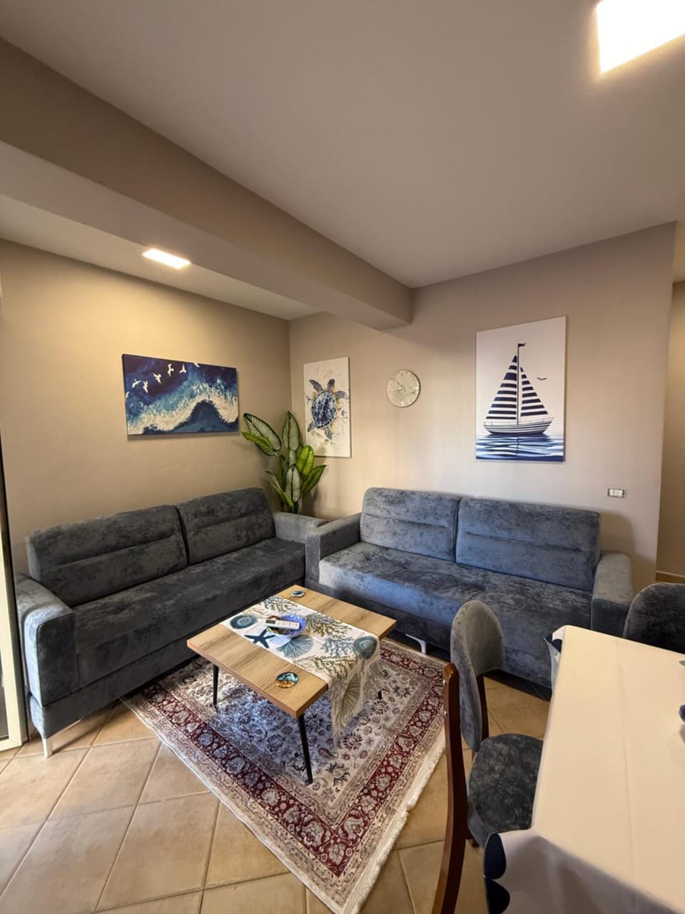 Living room, Seating area, Dining area
