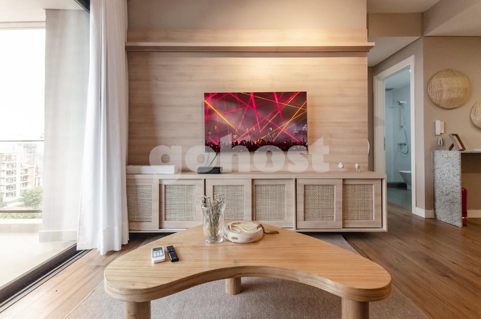 Dazzling apt one block from Shopping del Sol Apartment in Asunción
