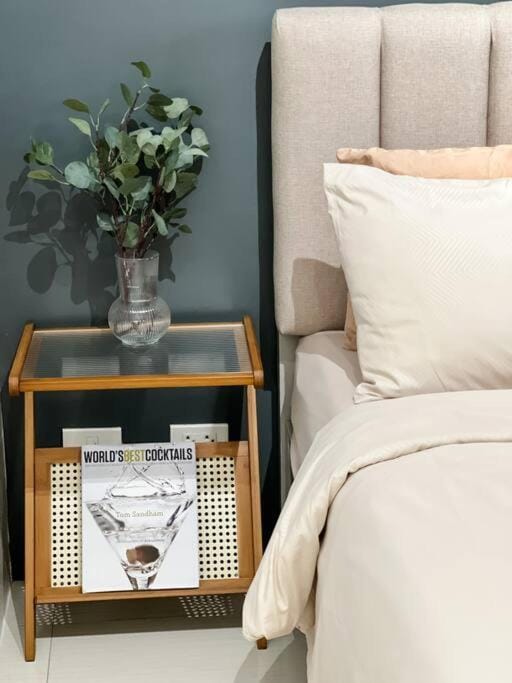New Modern Cozy Studio in Ayala Cebu Business Park Apartment in Lapu-Lapu City