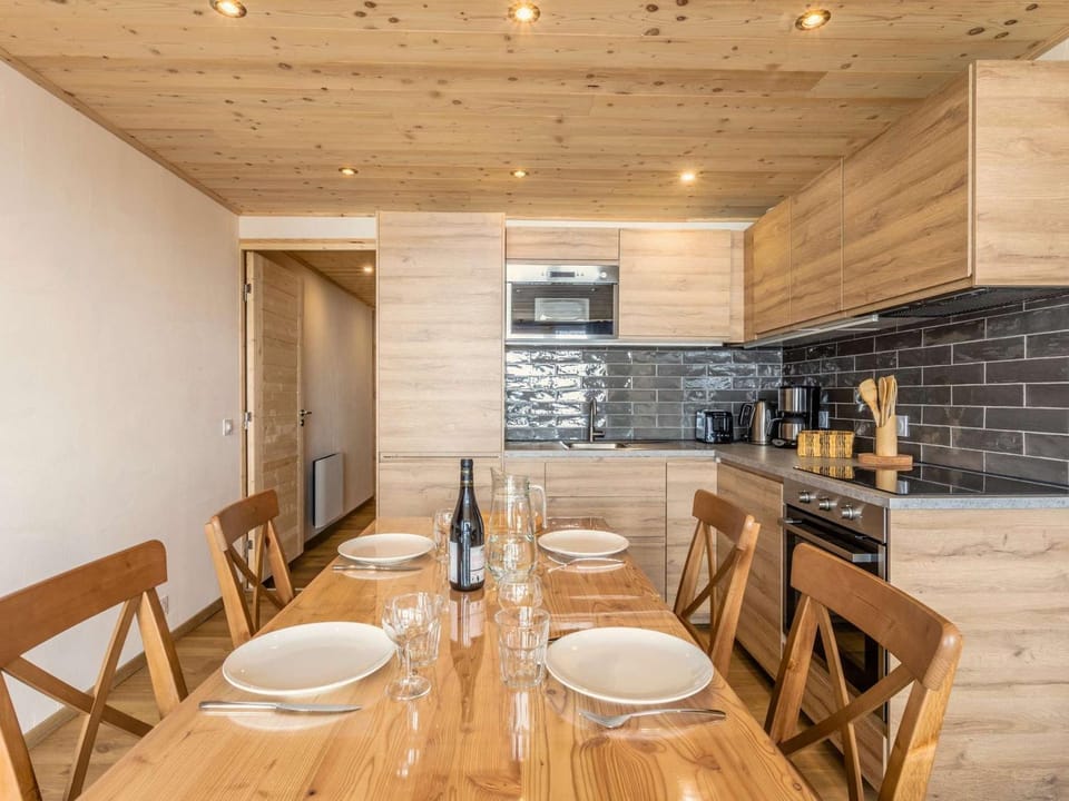 Charmant appartement 4 pers. 40m², style montagne moderne, proche commodités aux Belleville Apartment in Les Allues