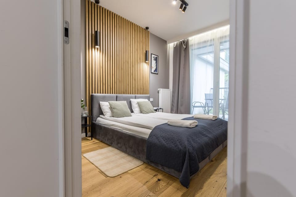 Other, Photo of the whole room, Bedroom