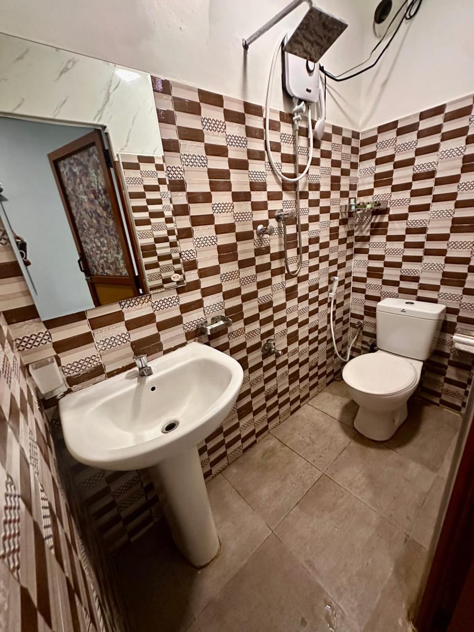 Ez Stay Guesthouse Hotel in Colombo