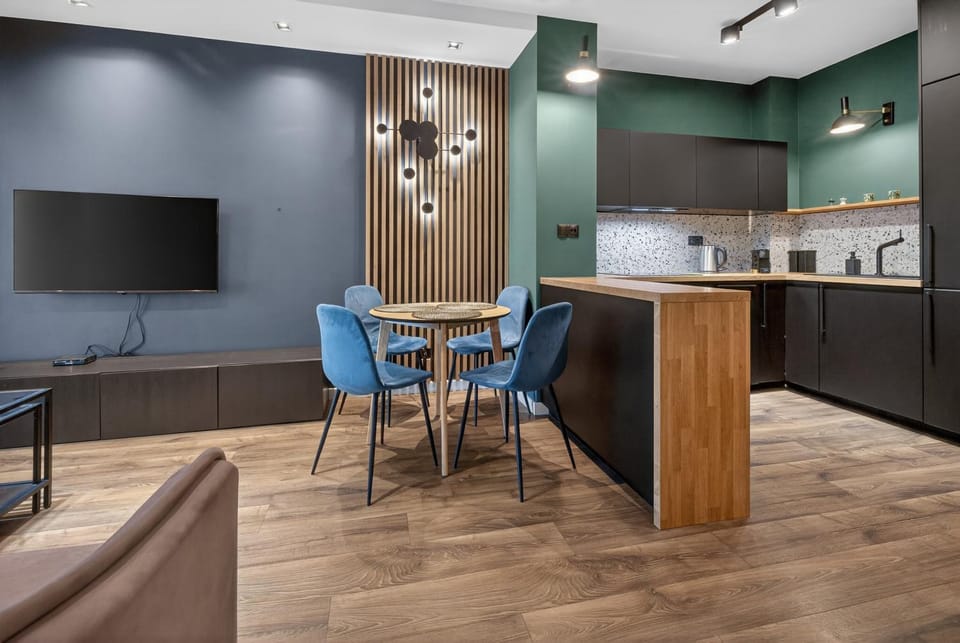 Kitchen or kitchenette, Living room, microwave, oven, stove, kitchen