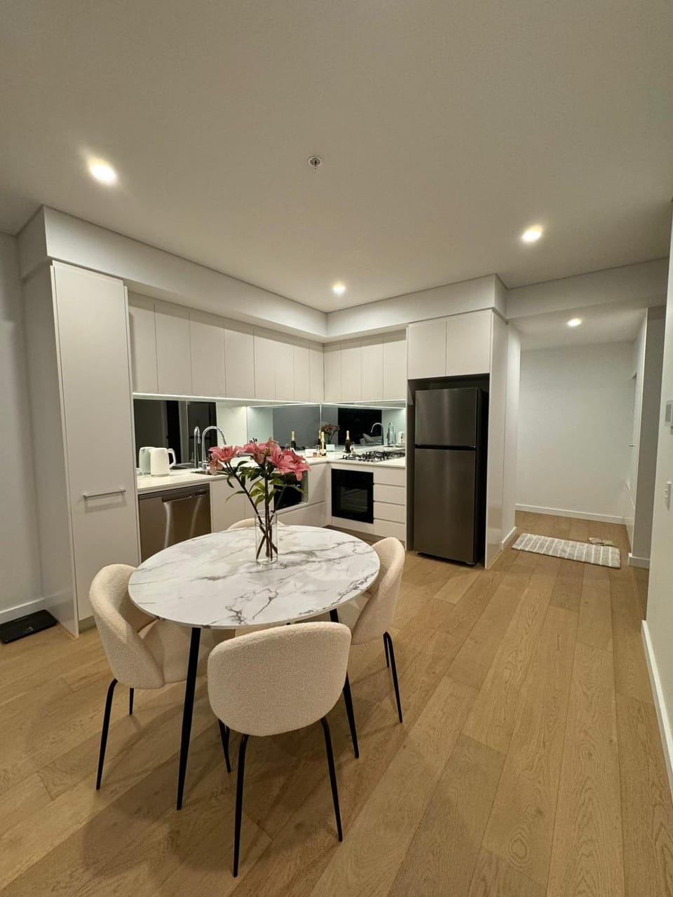 Kitchen or kitchenette, Dining area, dishwasher, oven, stove
