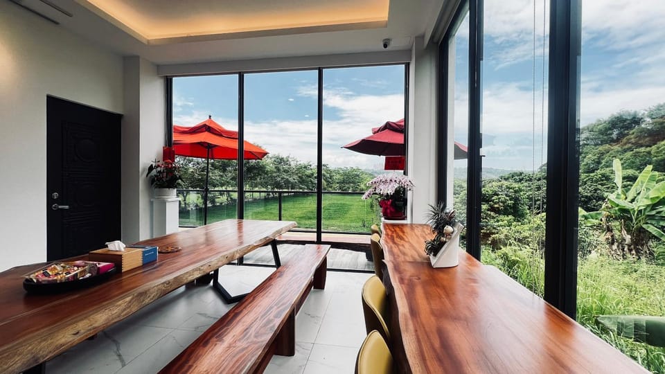 Natural landscape, Dining area