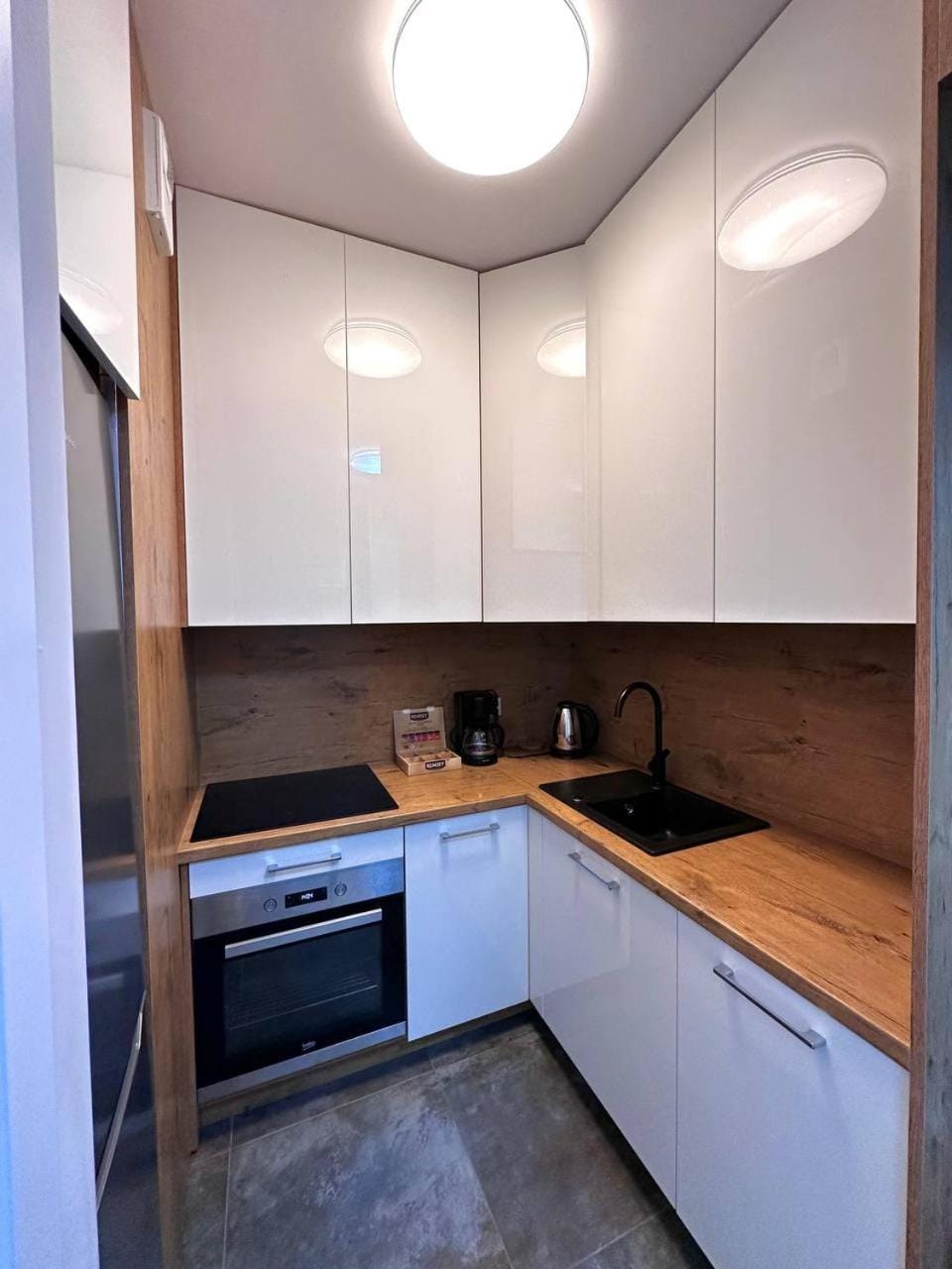 Apartament blisko dworca Warszawa Zachodnia, miejsce parkingowe w cenie Apartment in Warsaw
