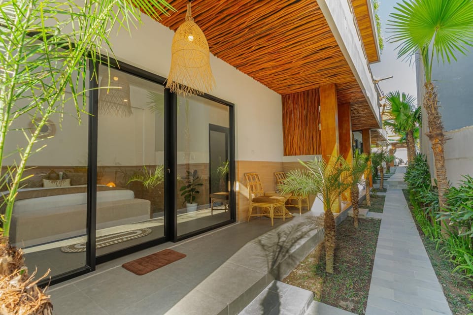 Property building, Balcony/Terrace
