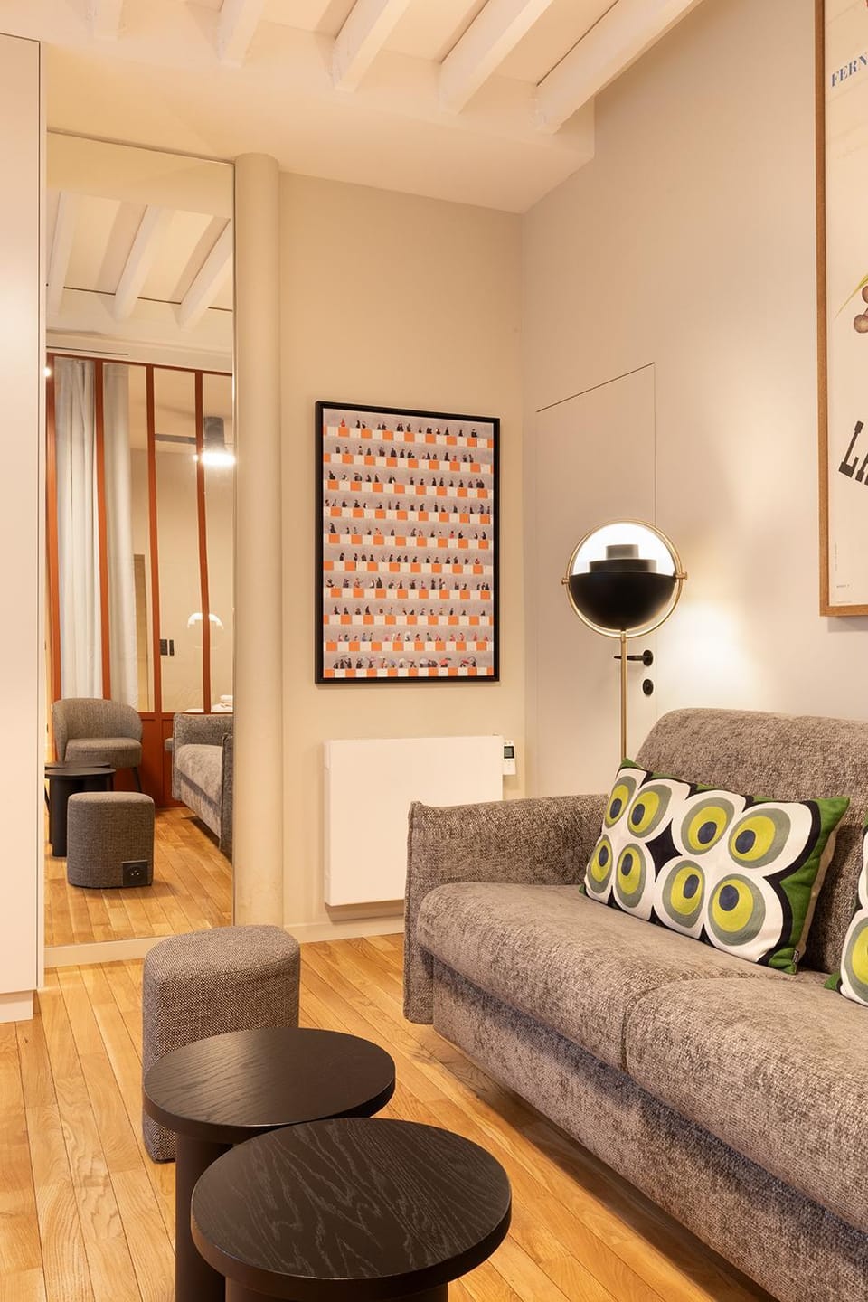 Living room, Seating area