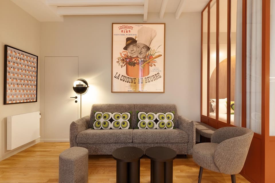 Living room, Decorative detail, Seating area