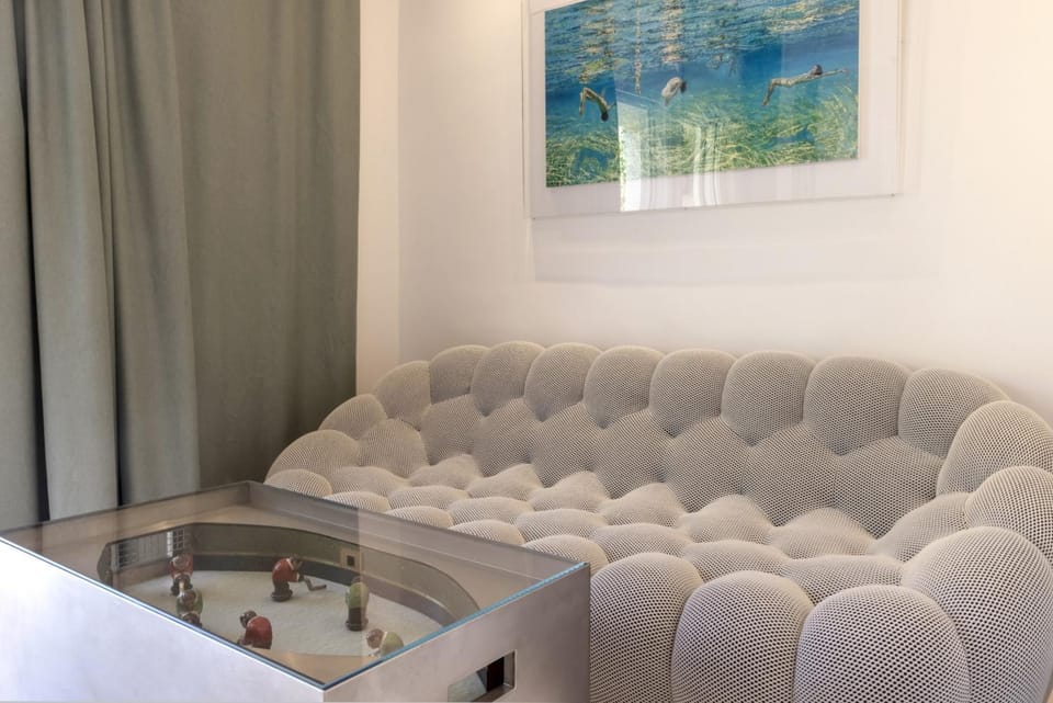 Communal lounge/ TV room, Living room