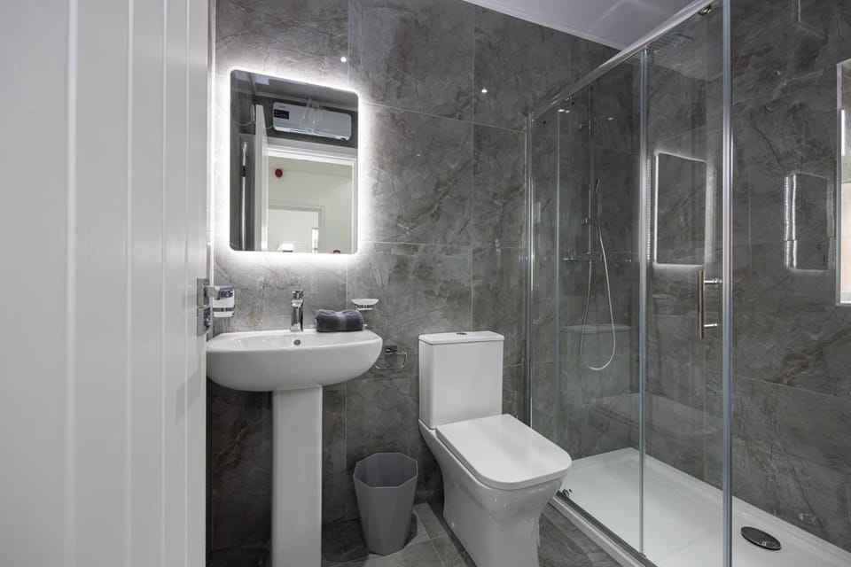 The Kent- Luxury Rooms Bed and Breakfast in Manchester