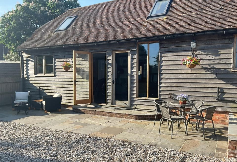Property building, Patio, Day