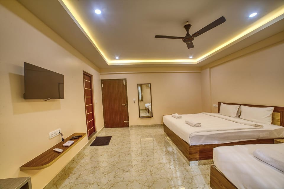 Bed, TV and multimedia, Photo of the whole room