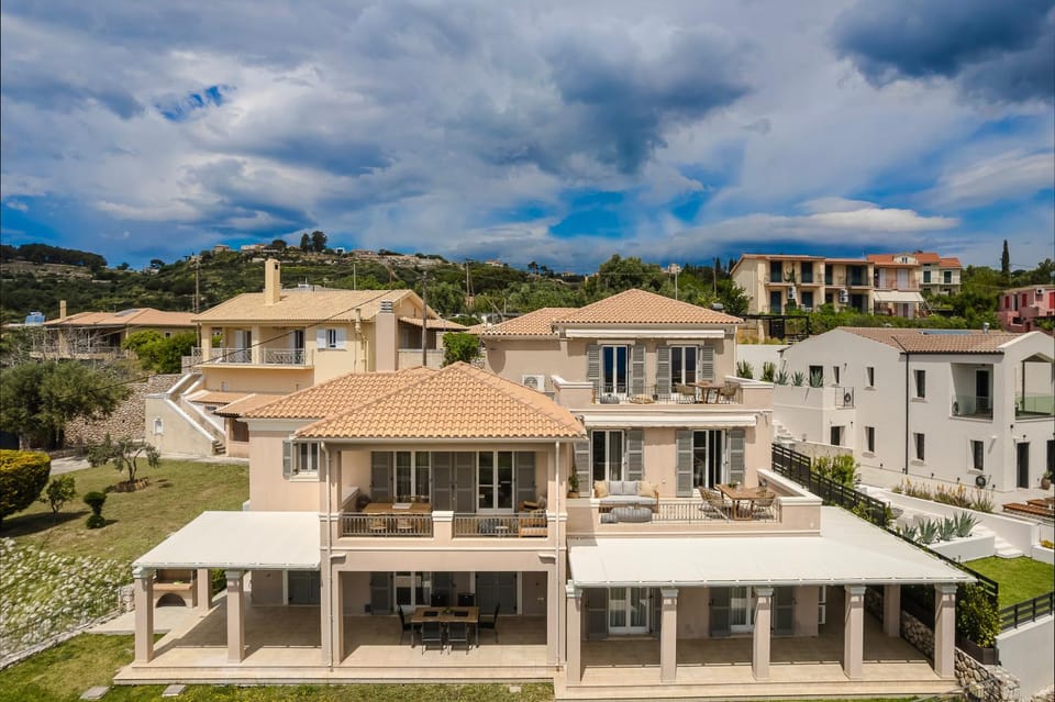 Property building, Natural landscape