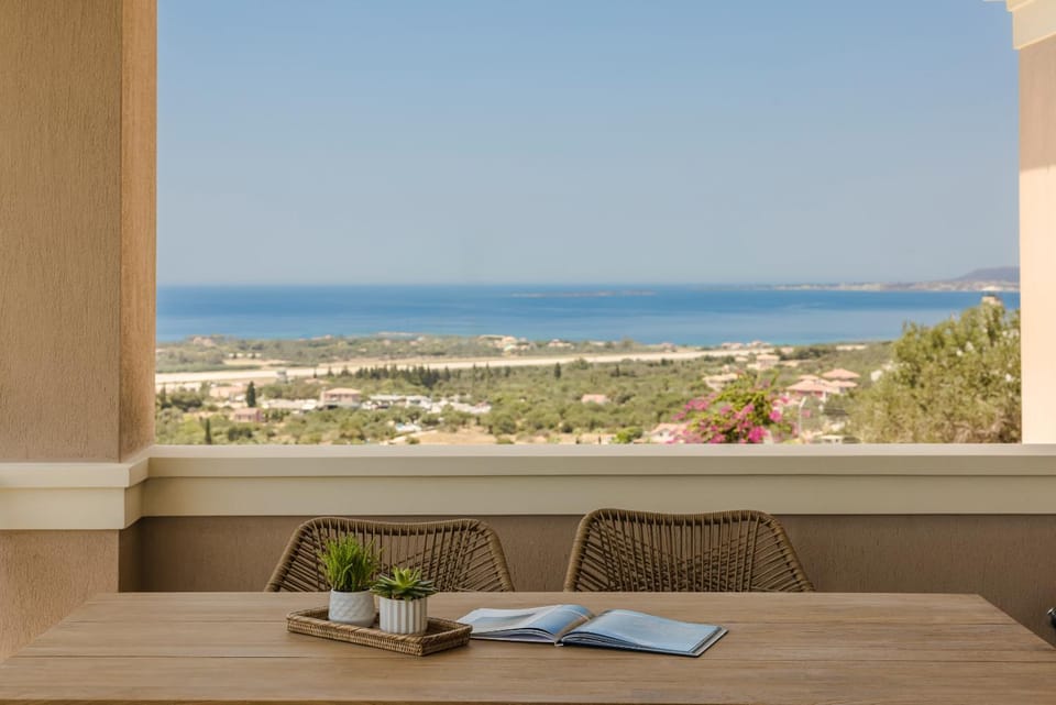 Natural landscape, View (from property/room), Balcony/Terrace, Sea view