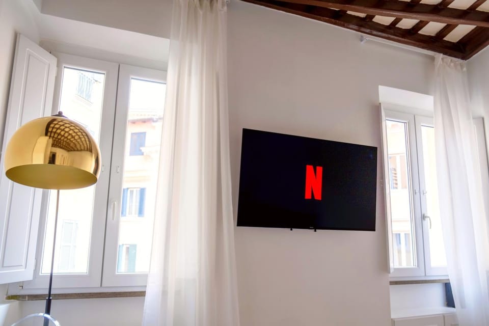 Communal lounge/ TV room, TV and multimedia, Evening entertainment
