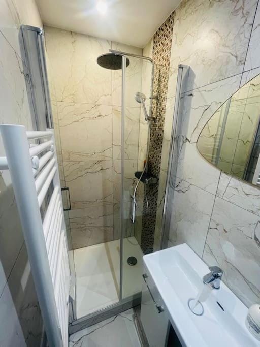 STADE DE FRANCE Superbe Appartement Proche Paris Apartment in Saint-Denis, France