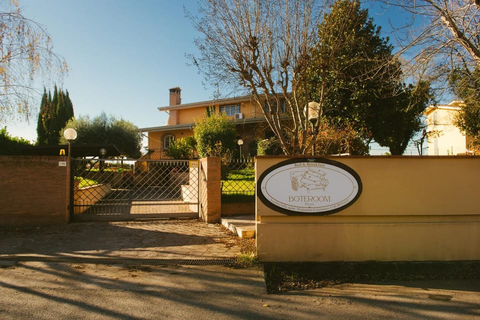 Property building, Street view